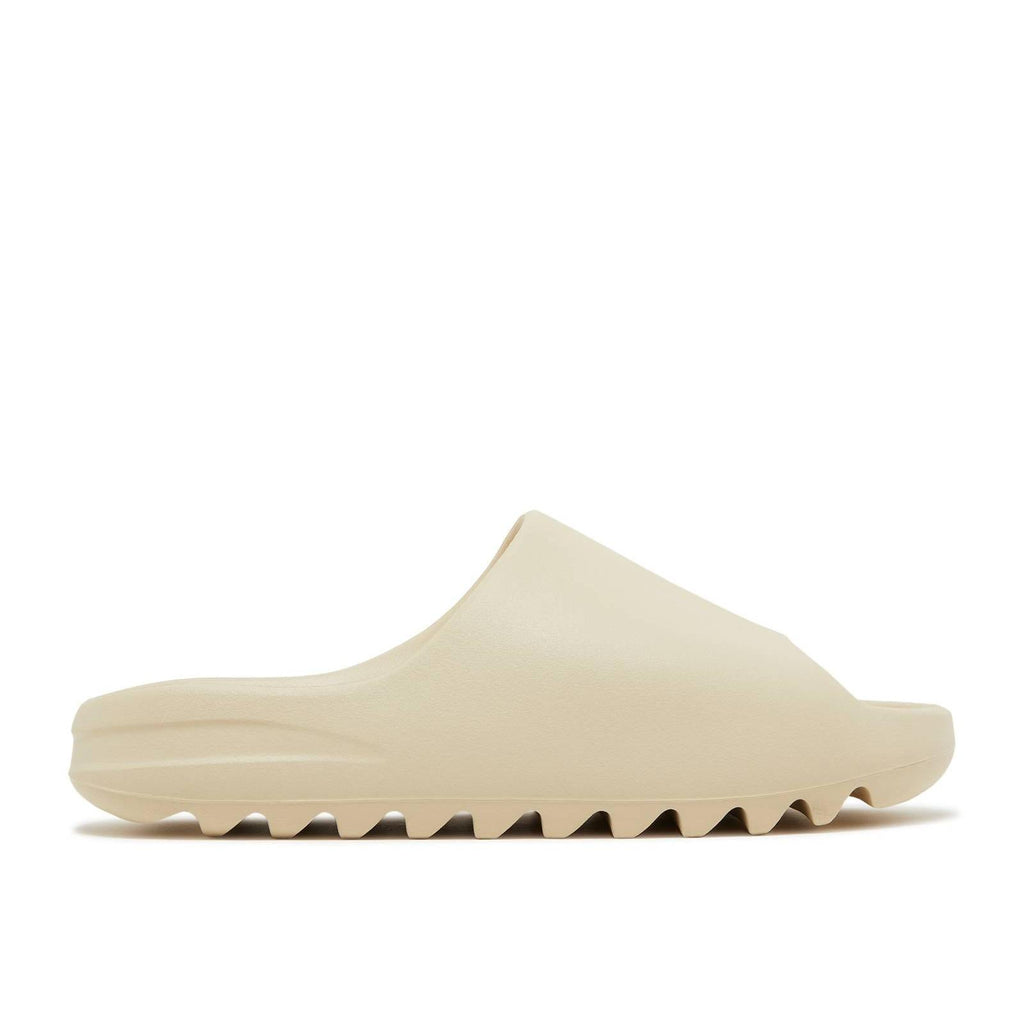 Yeezy Slide - Bone (2022/2023) - Used