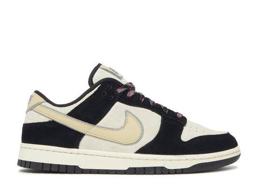 W Dunk Low LX - Black Suede Team Gold - Used