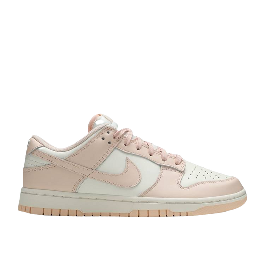 W Nike Dunk Low - Orange Pearl - Used